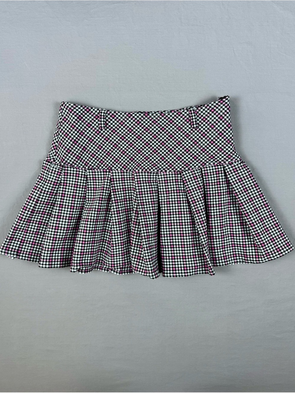 Forever 21 Pink, Black & White Gingham Pleated Skirt